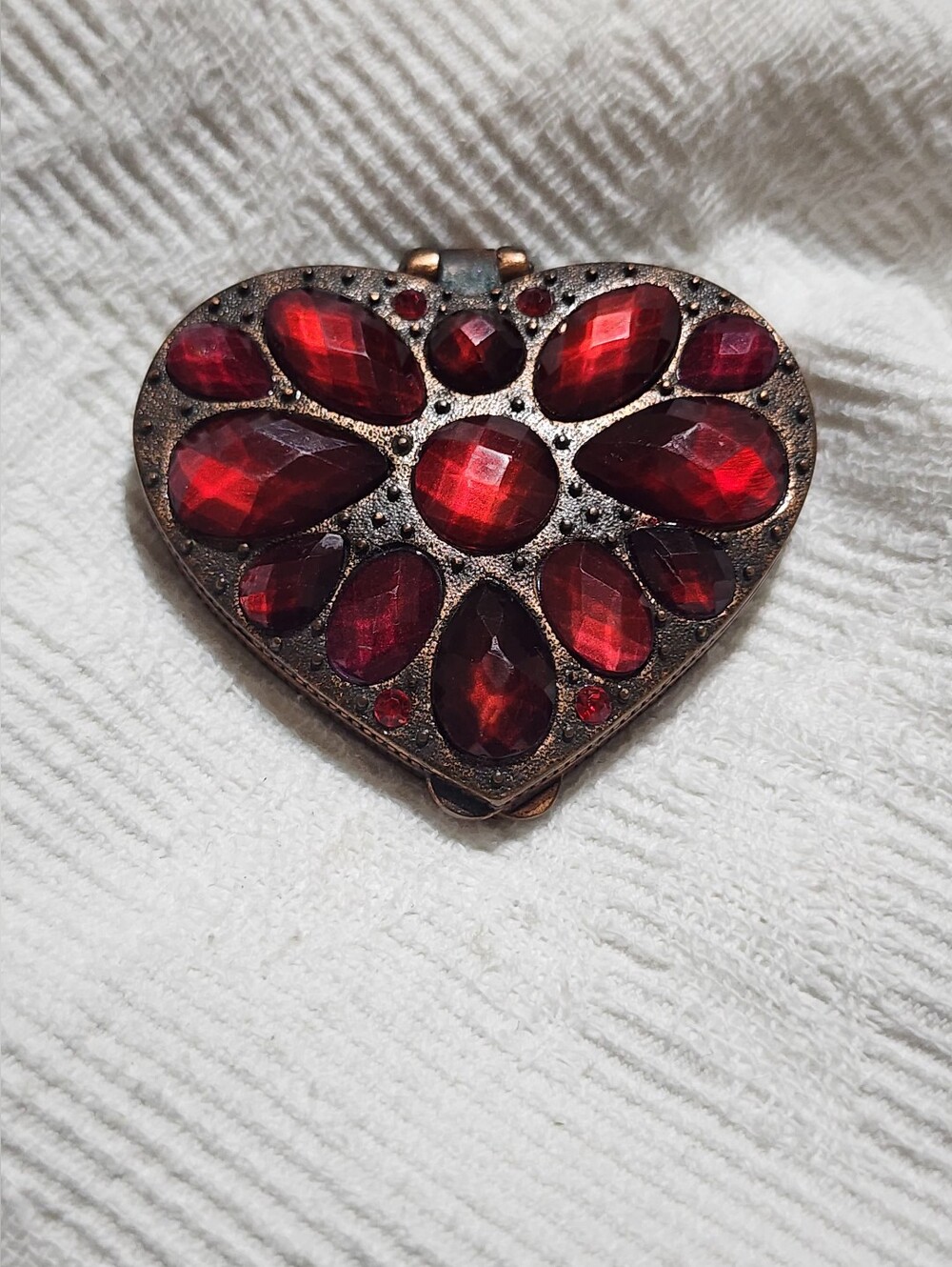 Lauren Conrad Heart Shaped Pocket Mirror w/ Red Jewels, LC 2.25" x 2"